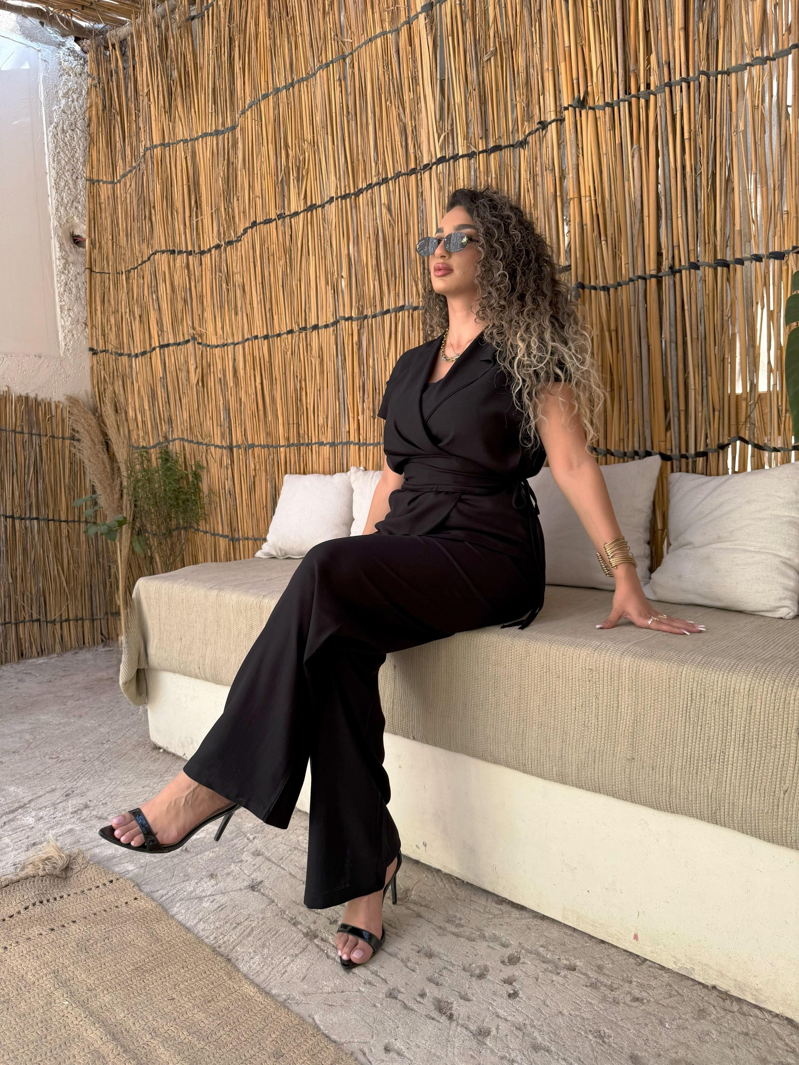 Capri’s Black Linen Set